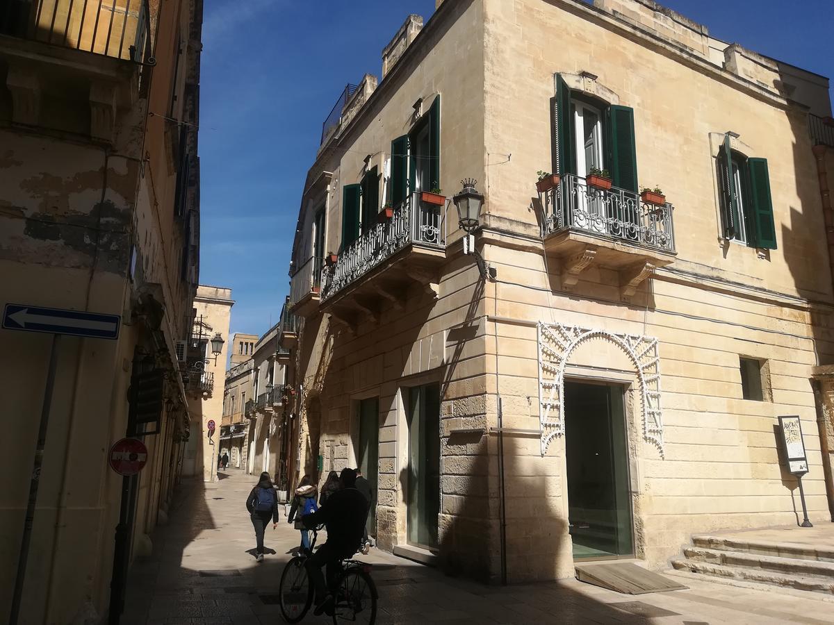 Bed and Breakfast Dimora Dell'Artista Lecce Zewnętrze zdjęcie