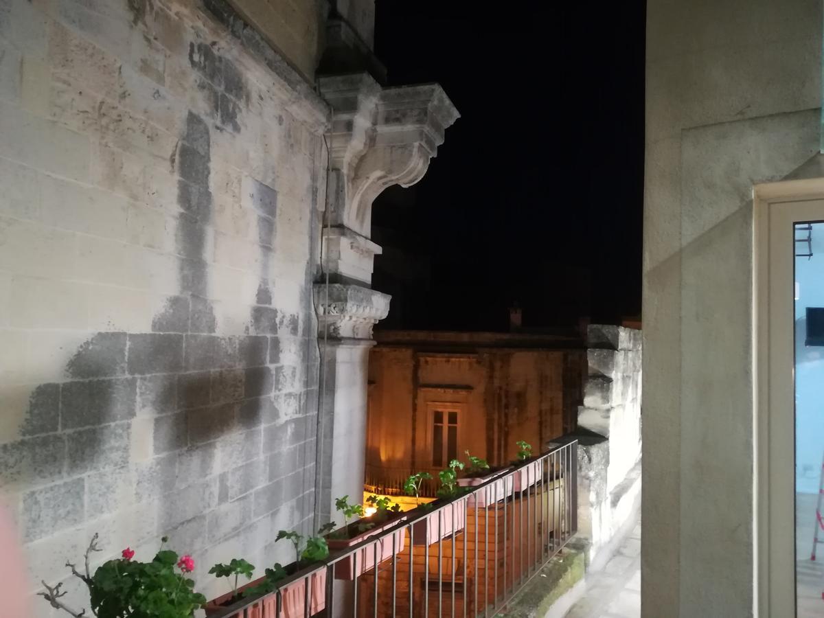 Bed and Breakfast Dimora Dell'Artista Lecce Zewnętrze zdjęcie
