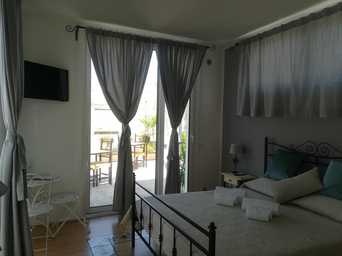 Bed and Breakfast Dimora Dell'Artista Lecce Zewnętrze zdjęcie