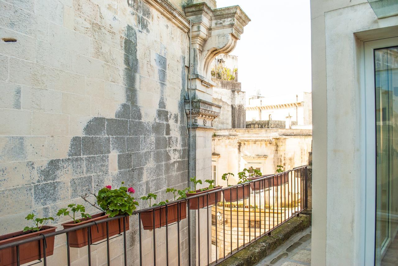 Bed and Breakfast Dimora Dell'Artista Lecce Zewnętrze zdjęcie