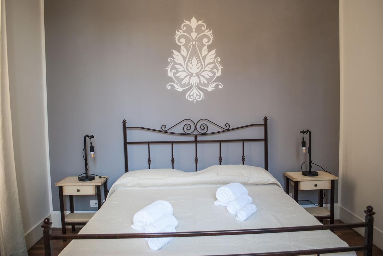 Bed and Breakfast Dimora Dell'Artista Lecce Zewnętrze zdjęcie